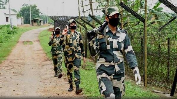 বিএসএফের গুলিতে ২ বাংলাদেশি নিহত