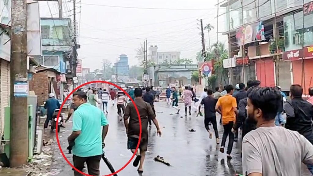 শর্টগান হাতে শিক্ষার্থীদের ধাওয়া করলেন চেয়ারম্যানের গাড়িচালক