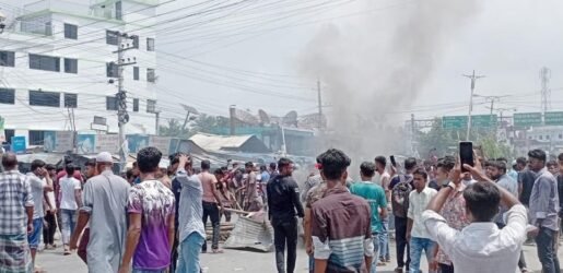 বগুড়ায় আন্দোলনকারীদের সাথে পুলিশের সংঘর্ষ, নিহত ২